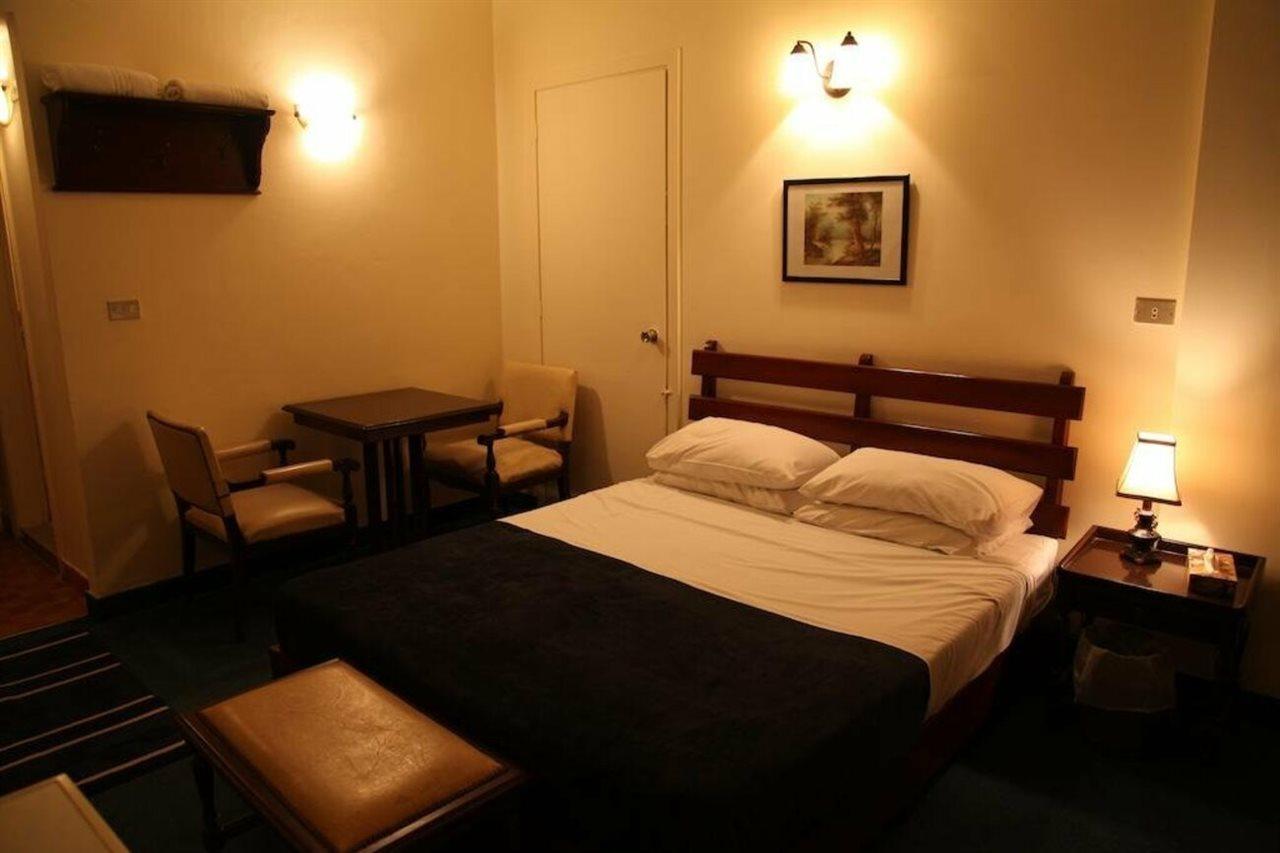 Grand Concerto Hotel ベイルート エクステリア 写真